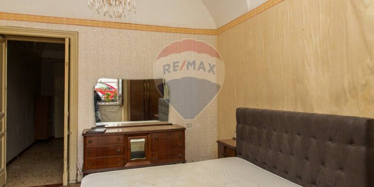 20251029170157-997034-7