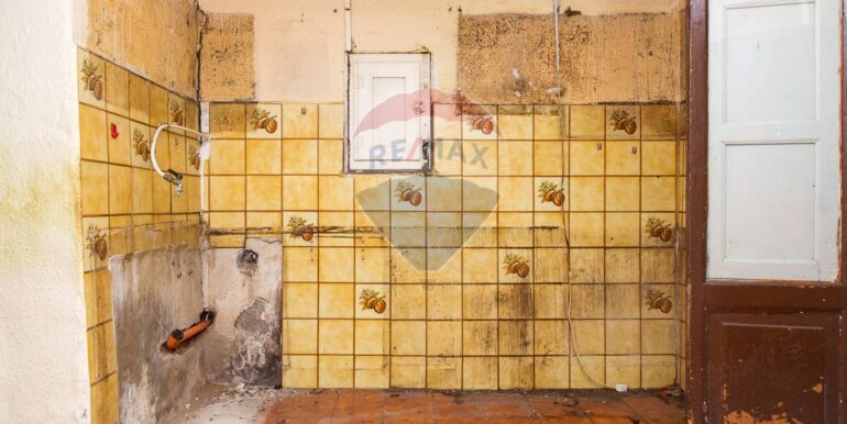 20251029170158-997034-11