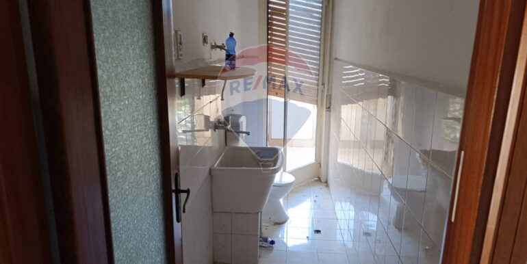 20251029171210-996126-4