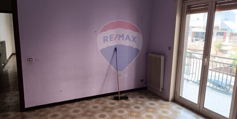 20251029171215-996126-6