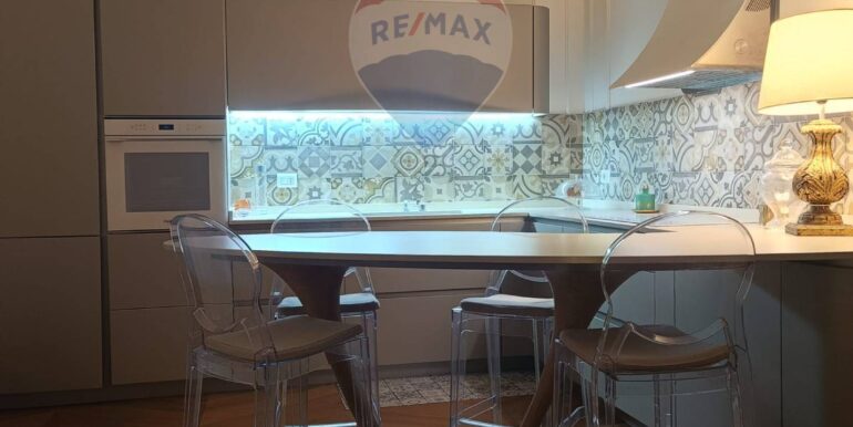 20251029173919-997062-6