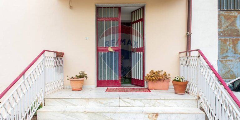 20251030100457-995708-11