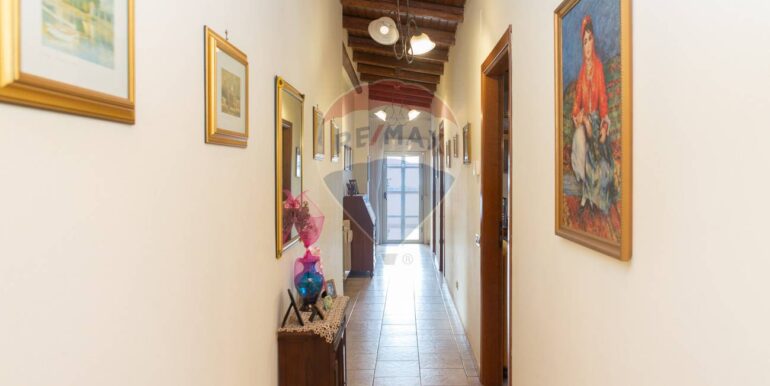 20251030100514-995708-17