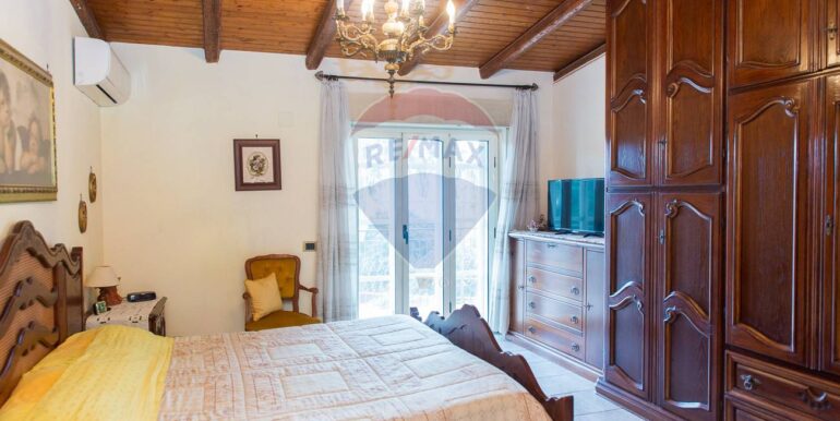 20251030100520-995708-19