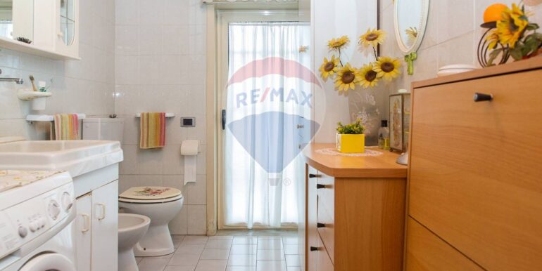 20251030100538-995708-24