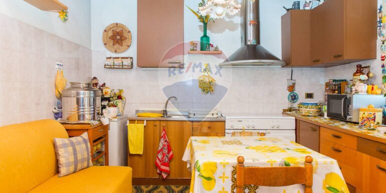 20251030100540-995708-25