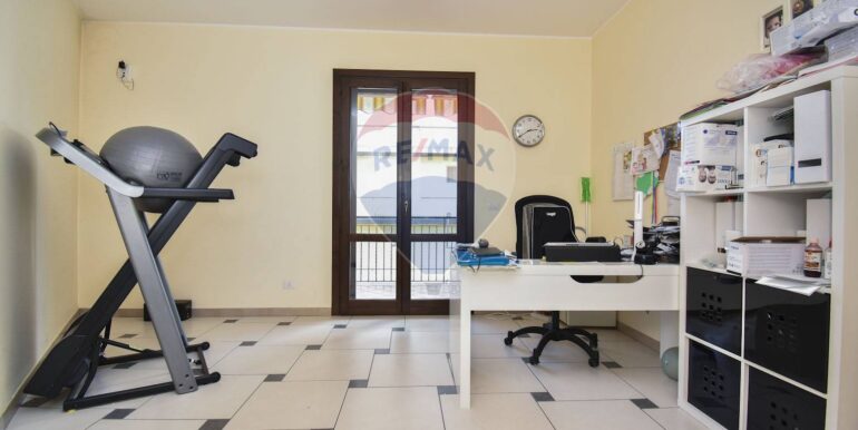 20251030110322-997184-19