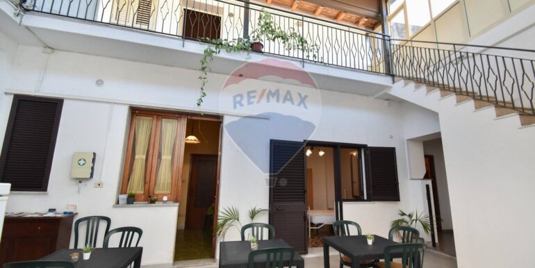 20251030112716-996931-6