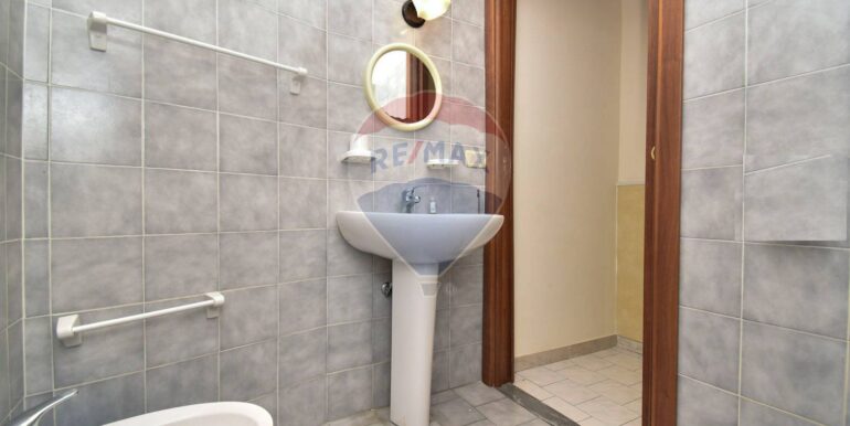 20251030112730-996931-12