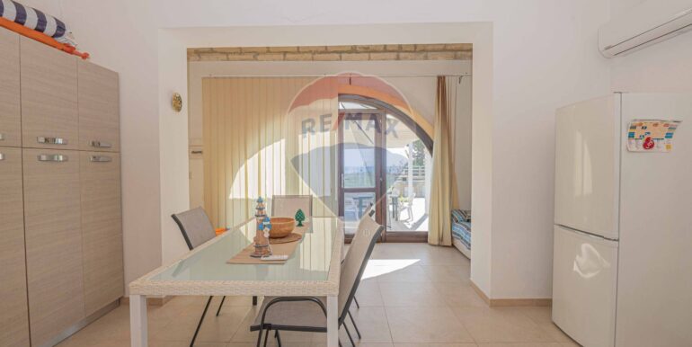 20251030115628-997231-6