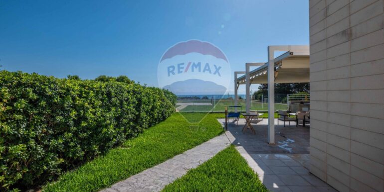 20251030120245-997231-16