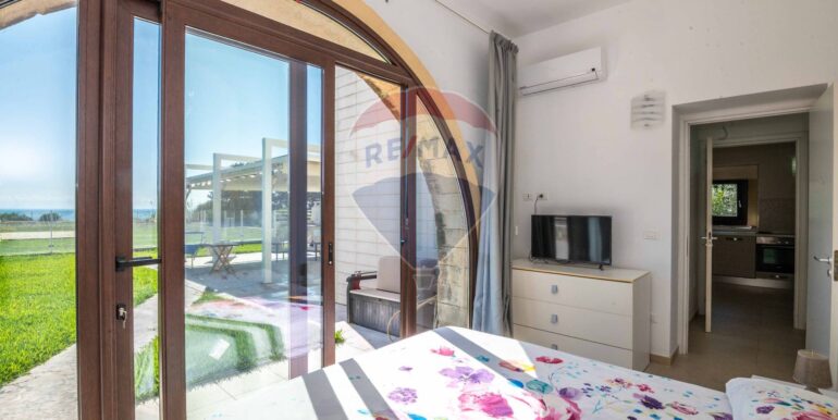 20251030120249-997231-17