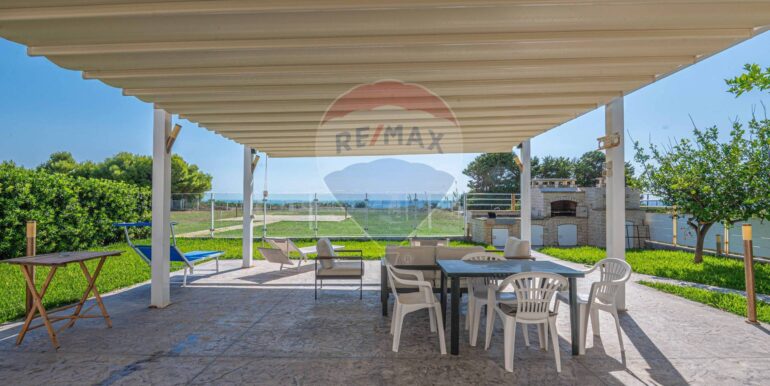 20251030120307-997231-20