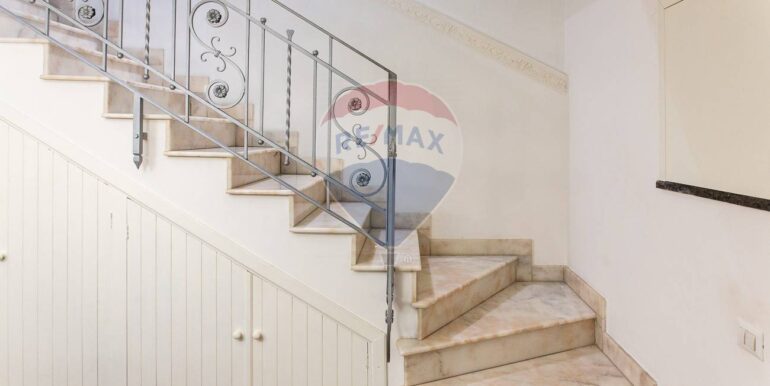 20251030142007-997264-25