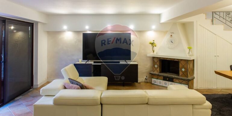 20251030142007-997264-30