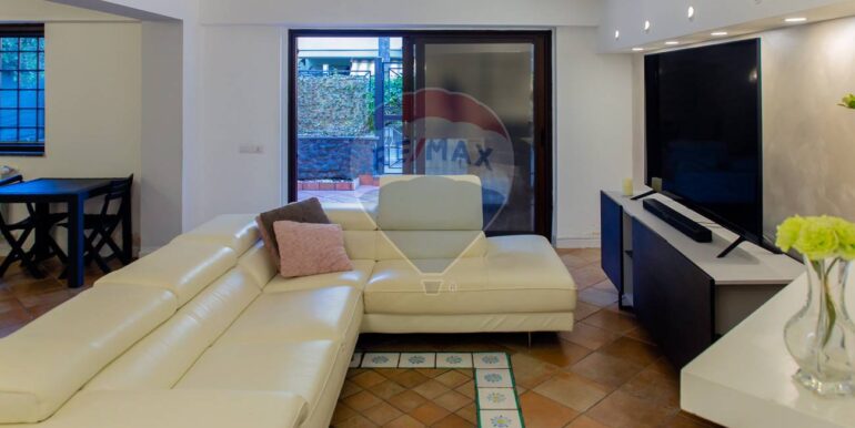 20251030142007-997264-31