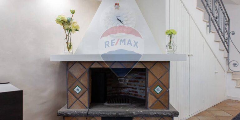 20251030142007-997264-32