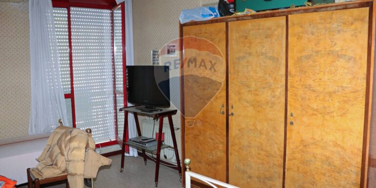 20251030204002-997373-10