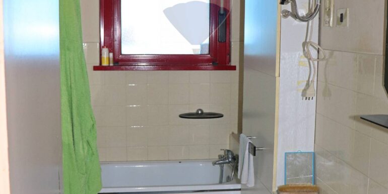 20251030204006-997373-11