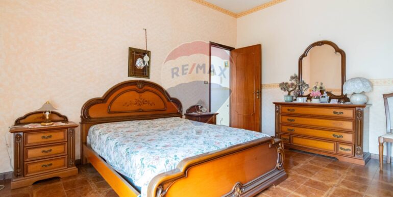 20251030230133-997384-2