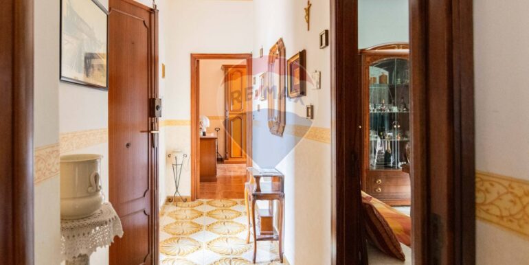 20251030230139-997384-4