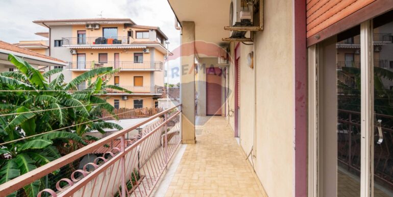 20251030230220-997384-18