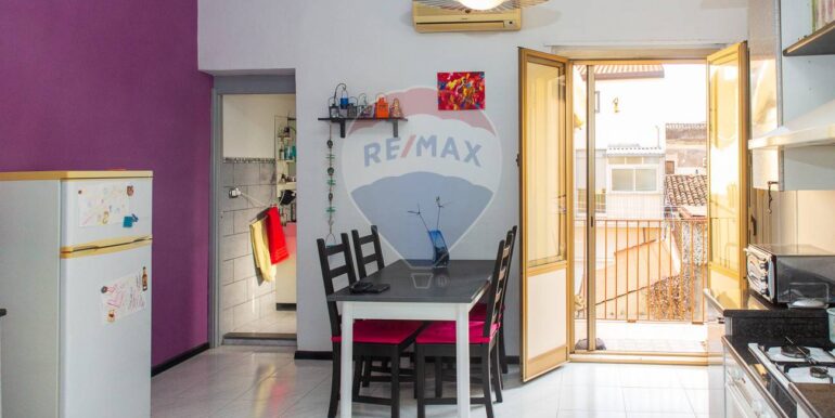 2025103094158-995947-12