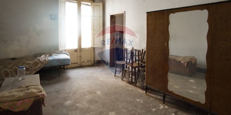 20251031102819-996775-2