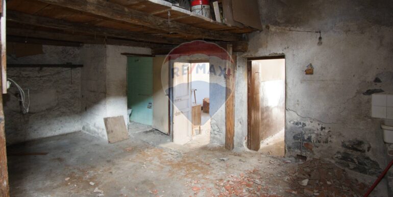 20251031102834-996775-7