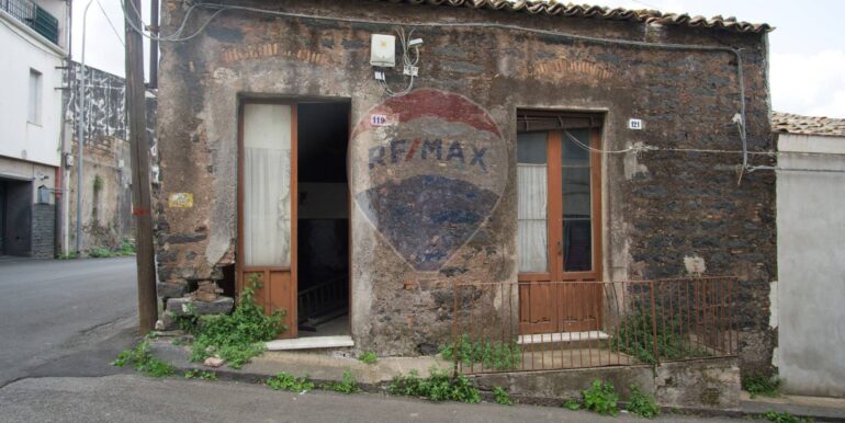 20251031102844-996775-10