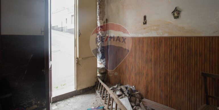 20251031102855-996775-13