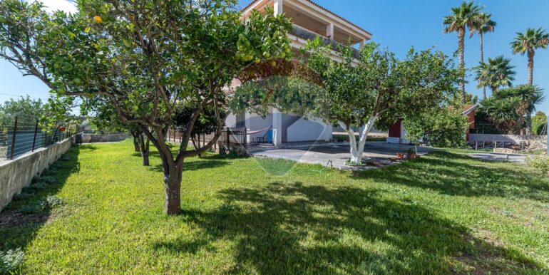 20251031114432-993339-7