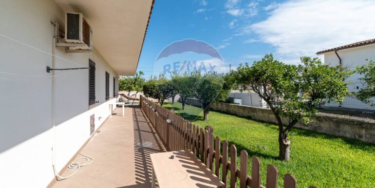 20251031114500-993339-14