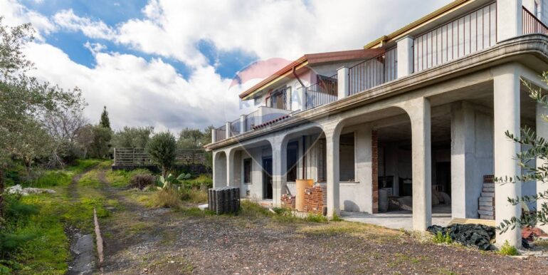 20251031120417-997476-7