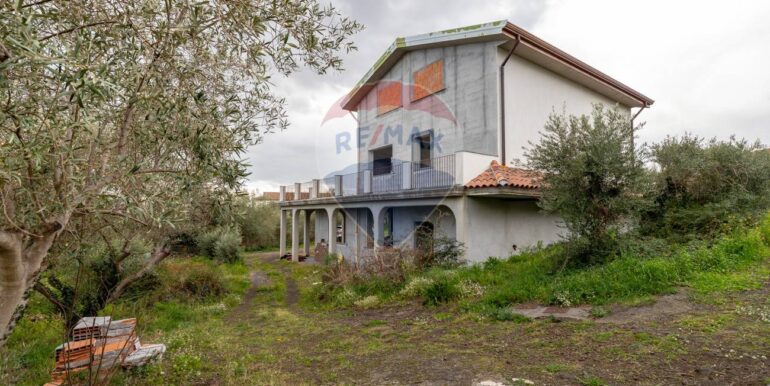 20251031120418-997476-9