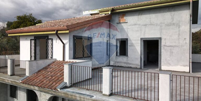 20251031120421-997476-32