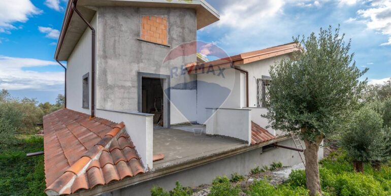 20251031120422-997476-36