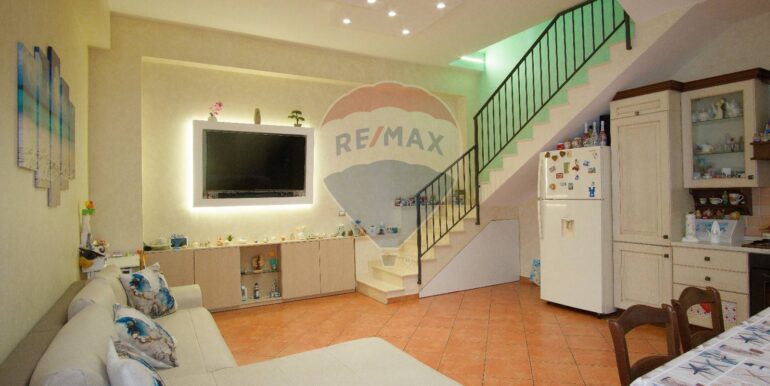 20251031143634-996835-11