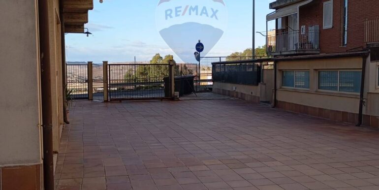 20251031151537-996927-4