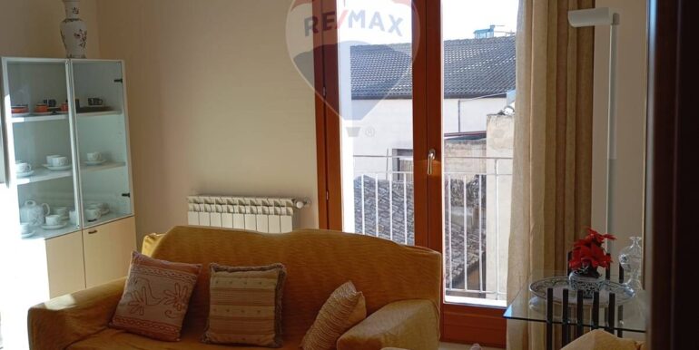 20251031151653-996927-14