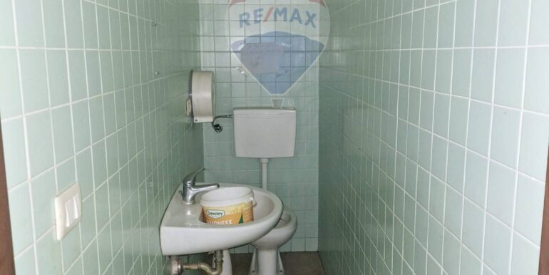 20251031185423-997635-6