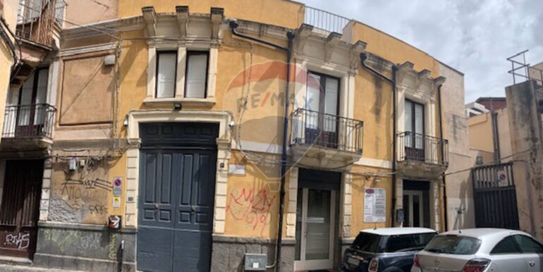 20251031200529-997655-1