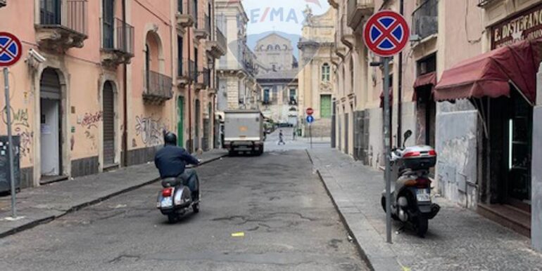 20251031200545-997655-6