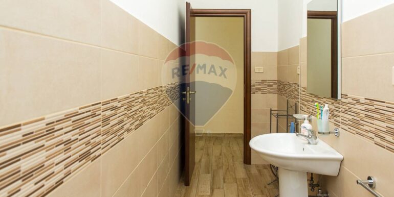 20251102205613-997713-13