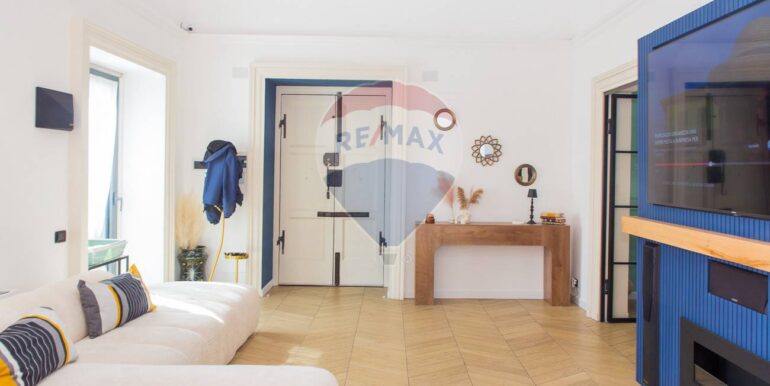 20251103105054-994018-11