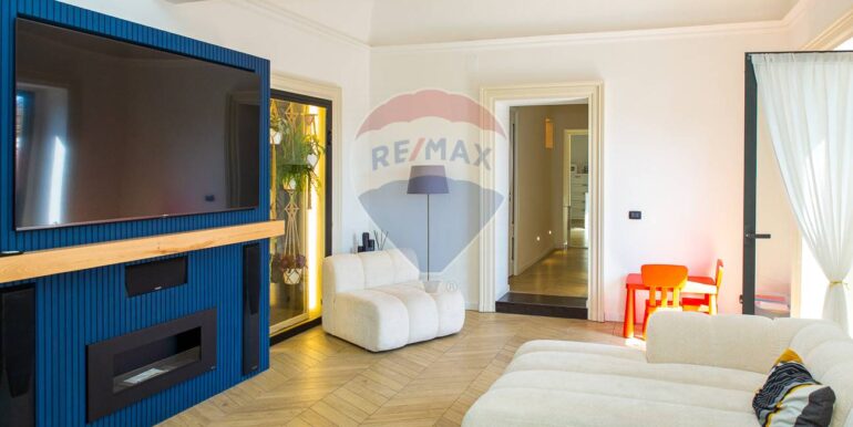 20251103105102-994018-14