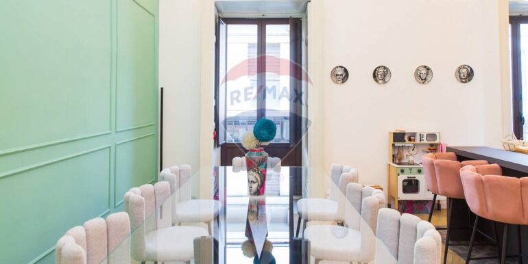 20251103105112-994018-18