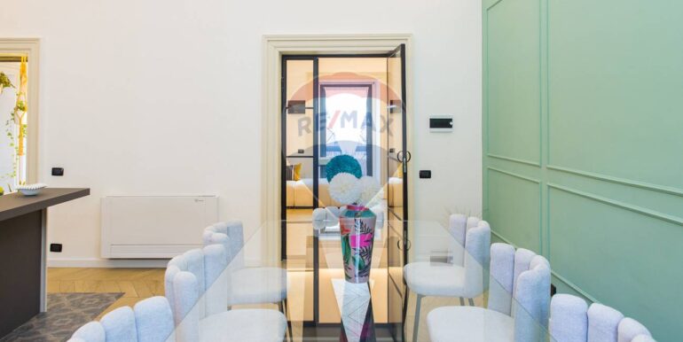 20251103105124-994018-23