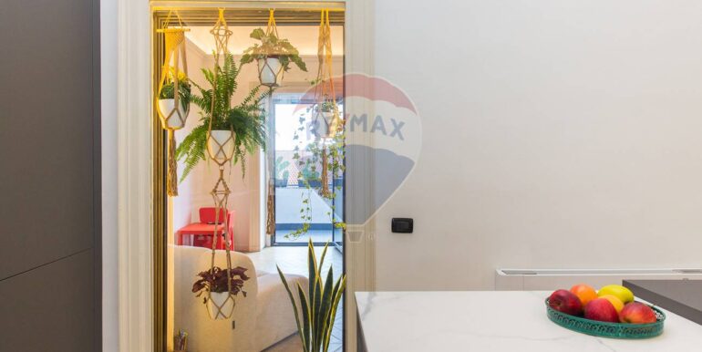 20251103105126-994018-24