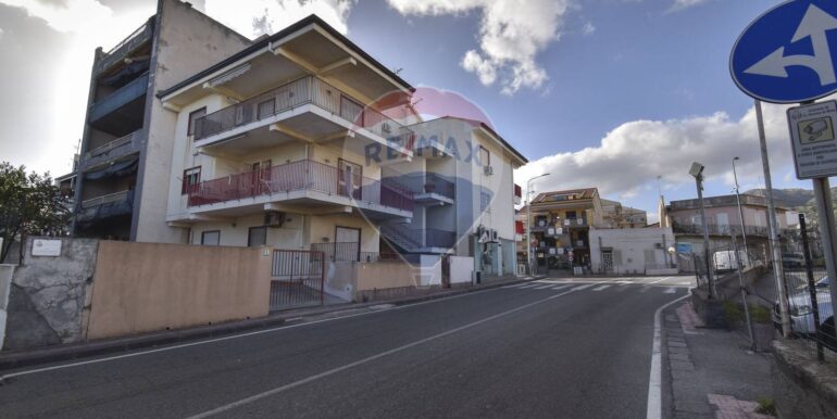 20251103111450-992038-8